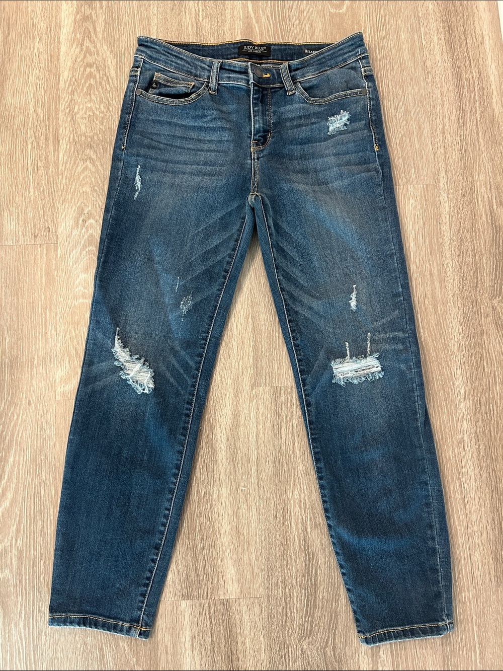 Judy Blue - Distressed Relaxed Fit Jeans